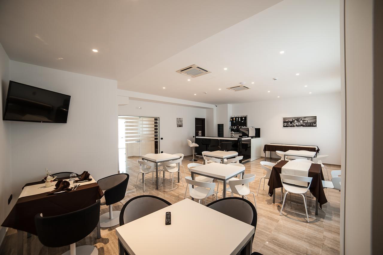 Family Center Hotel Atena Lucana Εξωτερικό φωτογραφία